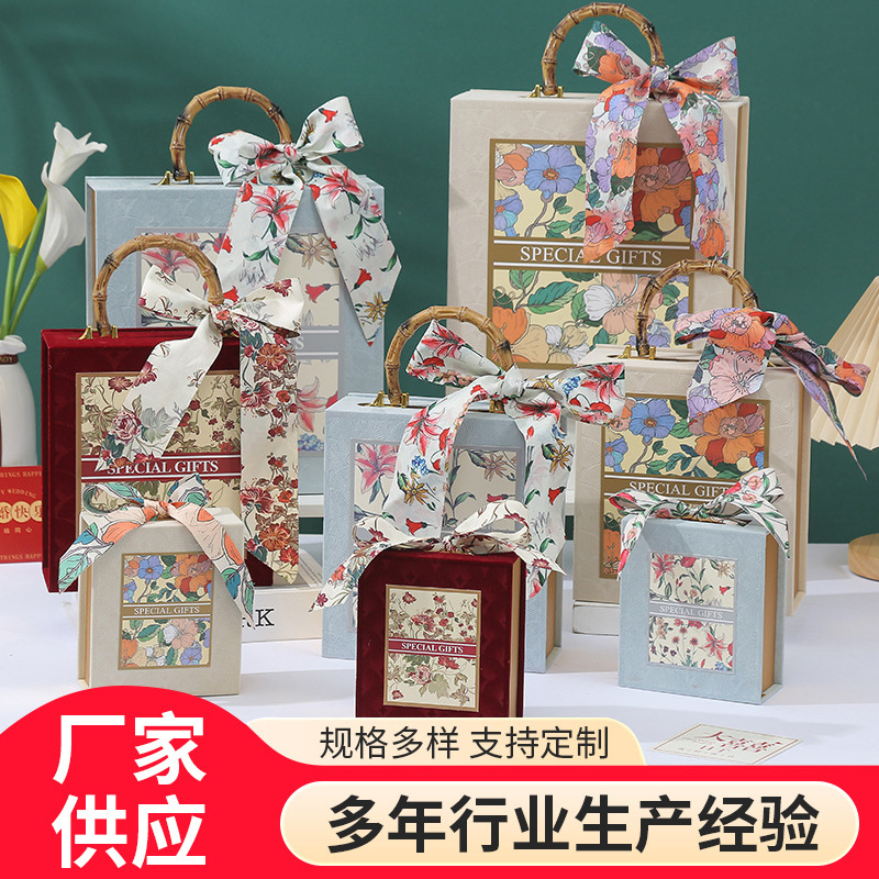 Mystery Garden Mori Bow Silk Scarf Gift Box Wedding Bridesmaid Accompanying Gift Printed Exquisite Wedding Candy Box Wholesale