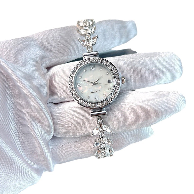 Mermaid popular watch light luxury fashion Diamond-embedded free adjustable bracelet quartz watch imitation fritillary small gold Women's Watch