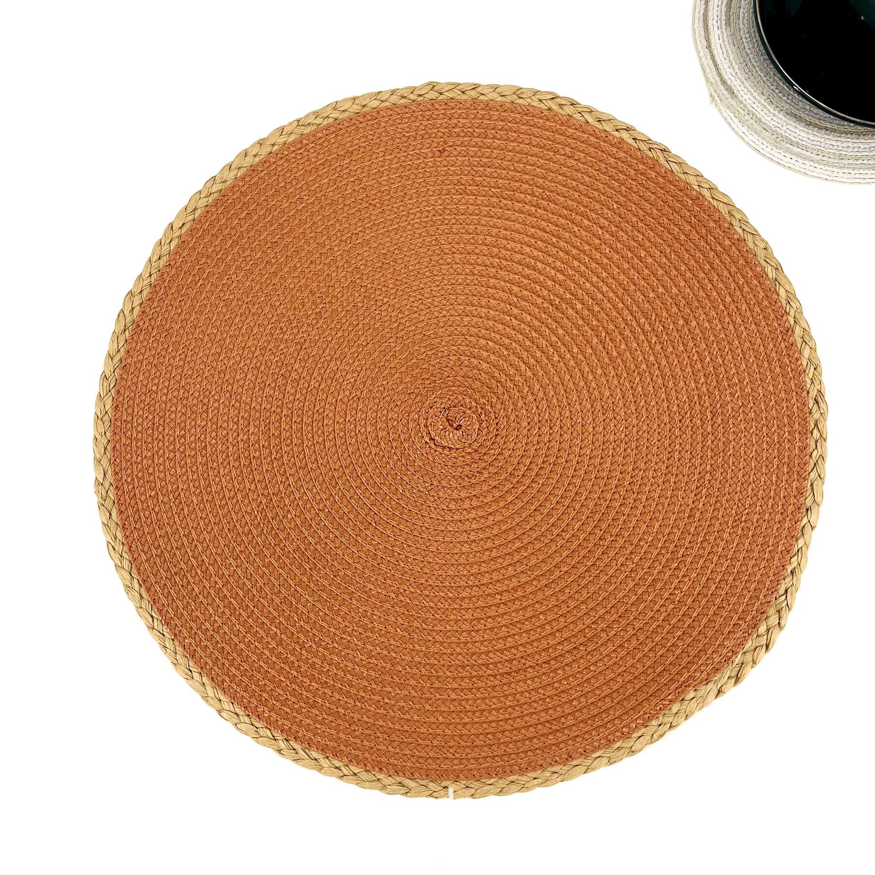 Picture of PP insulation table mat hotel western restaurant European simple natural outdoor festival activities can be wholesale mixed batch