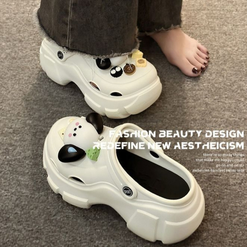 Super Thick Super Hot Sweating Dog Cave Shoes Women's 2025 Thick Bottom Beach Shoes Cyber Celebrant Heightened Sandals and Slippers Outer Wear Batch