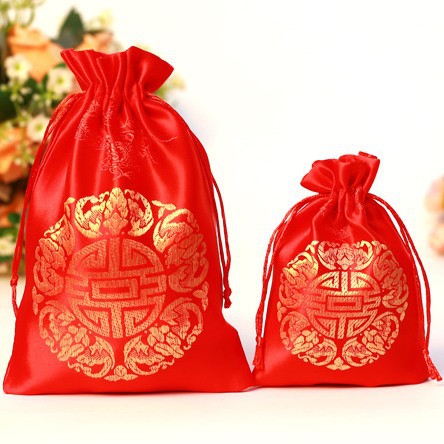 Picture of Wedding supplies wholesale brocade wedding candy bag wedding candy box wedding candy bag gift bag non