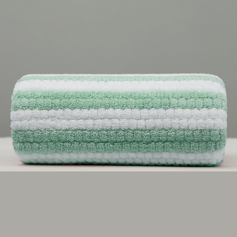 Picture of New Coral Velvet Cloud Plaid Towel, Water-Absorbent, Quick-Drying Candy Corduroy, Non-Shedding, Soft Edge-Wrapped Bath Towel