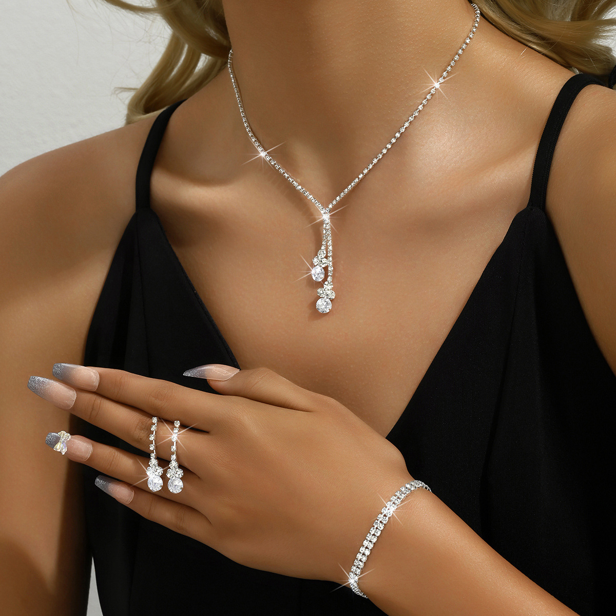 Fashionable Bridal Jewelry Rhinestone Necklace, Earrings, and Bracelet Three-Piece Set, Simple Set for Wedding Dress, Versatile