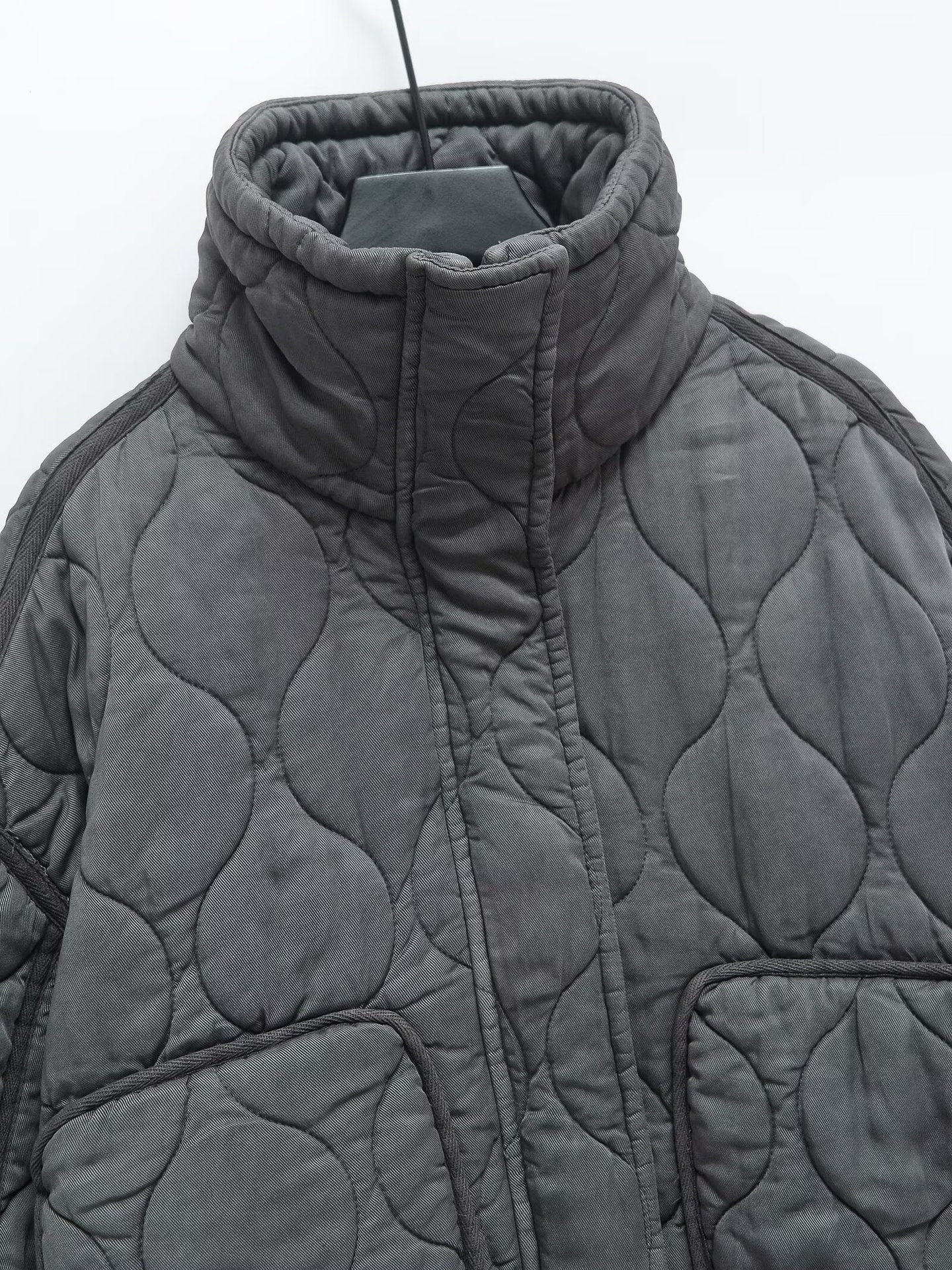 Picture of 2024 Winter New European and American Cross-border Women's Urban Leisure Quilted Cotton Tencel Washed Collar Loose Cotton Coat