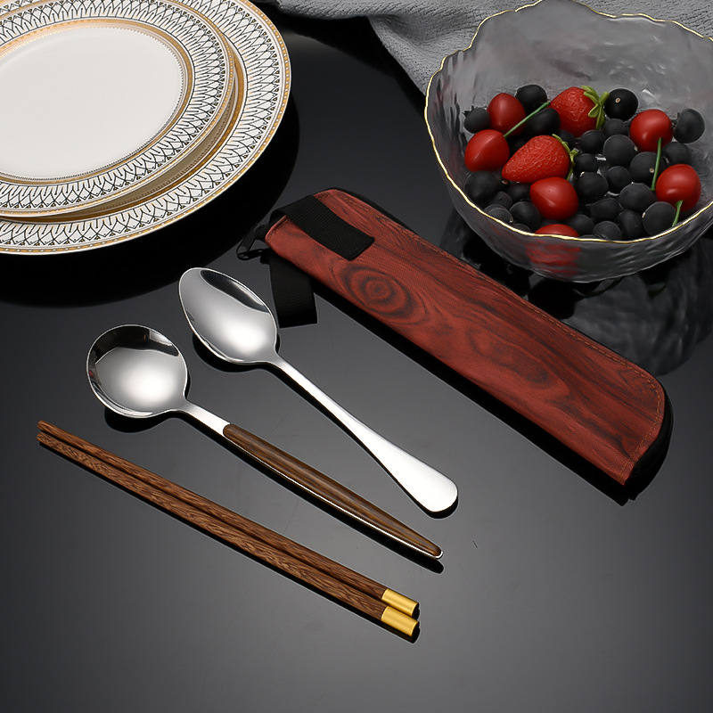 Picture of Mingrui stainless steel portable tableware suit high color value high quality chicken wing wooden chopsticks wooden handle soup eating spoon