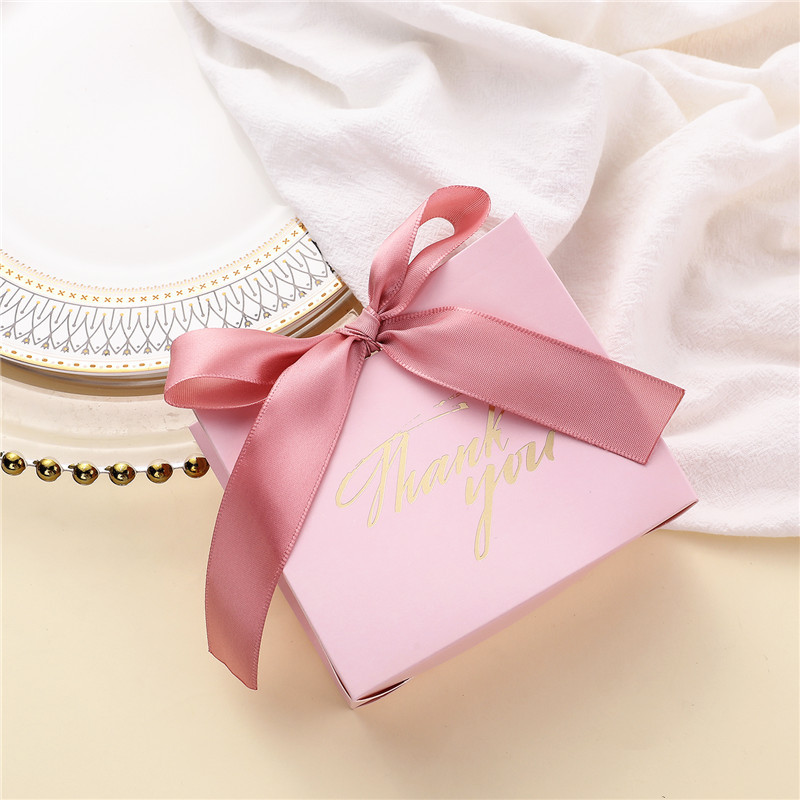 Picture of New European Style Mori Style Candy Box Can Hold Cigarette Pink Printing Accompanying Gift Packaging Wedding Supplies Candy Box
