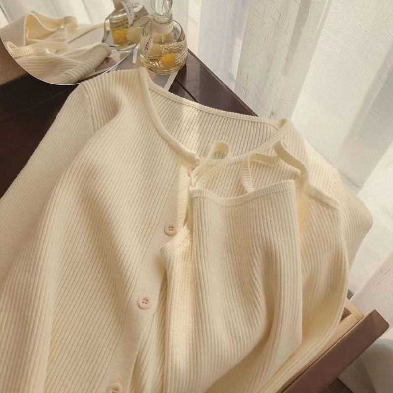 Picture of Spring and summer hot girl design strap underwear versatile outer wear top women's spring and autumn short fashion slimming slim fit clothing