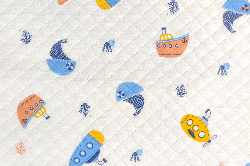 Picture of Original White Diamond Lattice Jacquard Air Layer Printed Baby Quilted Fabric Baby's Sleeping Bag Quilted Fabric