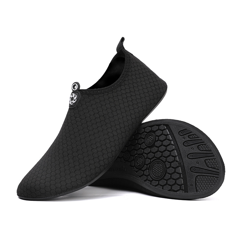 Picture of Beach thin-soled shoes and socks men and women snorkeling shoes diving beach socks shoes non-slip quick-drying wading swimming shoes yoga shoes factory