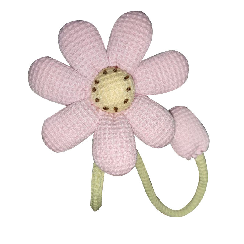 Picture of Sunflower Pendant, Knitted Baby Ornament, Yarn Woven Chrysanthemum Flower Keychain Accessory, Creative Handmade Car Key