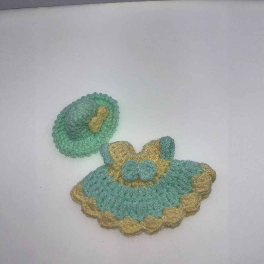 Picture of New Doll Wool Hand-Knitted Skirt, Dog Crochet Clothes, Pendant Clothing