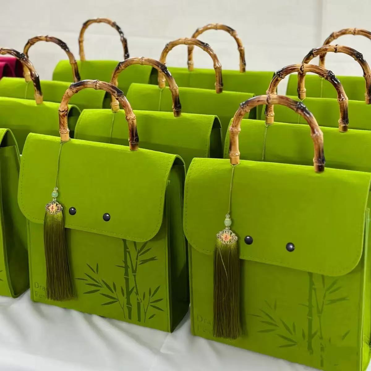 2025 New Dragon Boat Festival Gift Box Business Accompanying Gift Packaging Chinese Felt Bag Salted Duck Egg Zongzi Portable Felt Bag