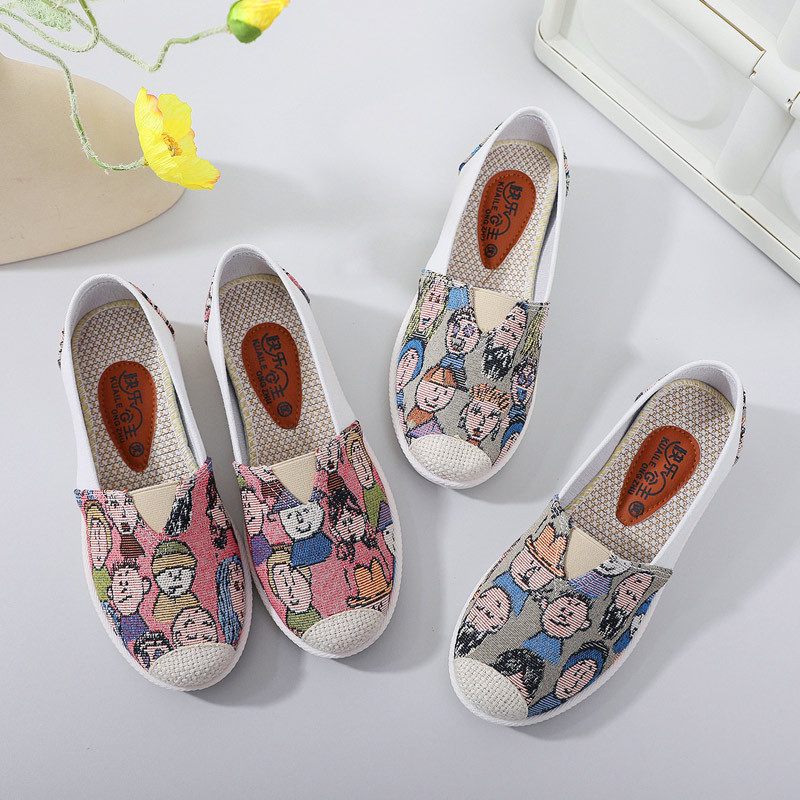 Spring and Summer 2025 New Style Old Beijing Canvas Shoes Slip-on Non-slip Soft Sole Casual Women's Shoes All-match Fisherman's Moms Shoes