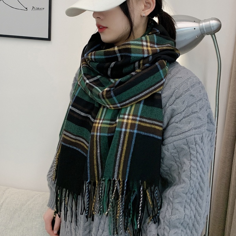 Picture of 2024 New Plaid Long Scarf Women's Winter Warm High-end Imitation Cashmere All-match Shawl Scarf for Christmas Students