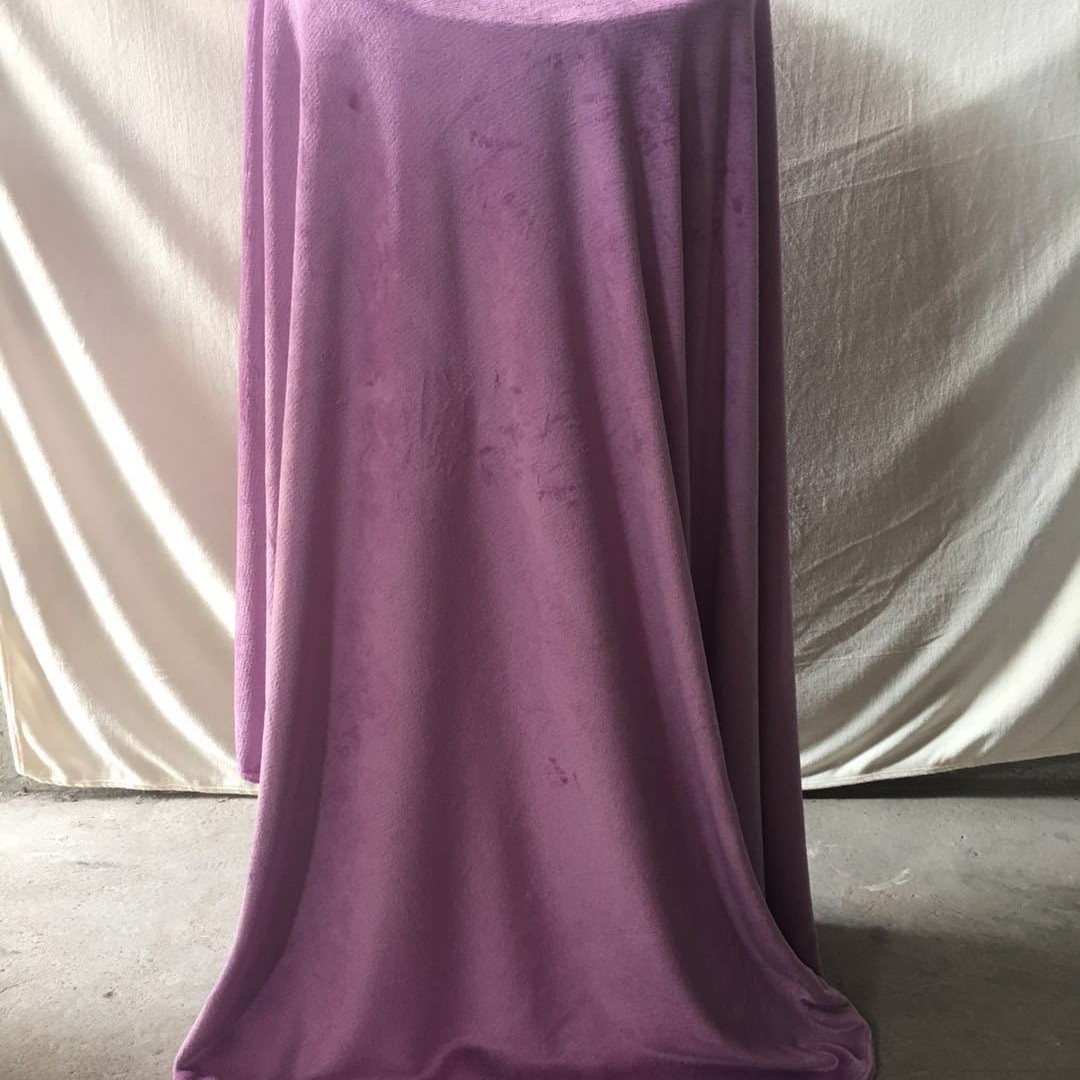 Picture of Solid color flannel blanket coral fleece pet blanket cross-border flannel blanket gift velvet nap blanket wholesale