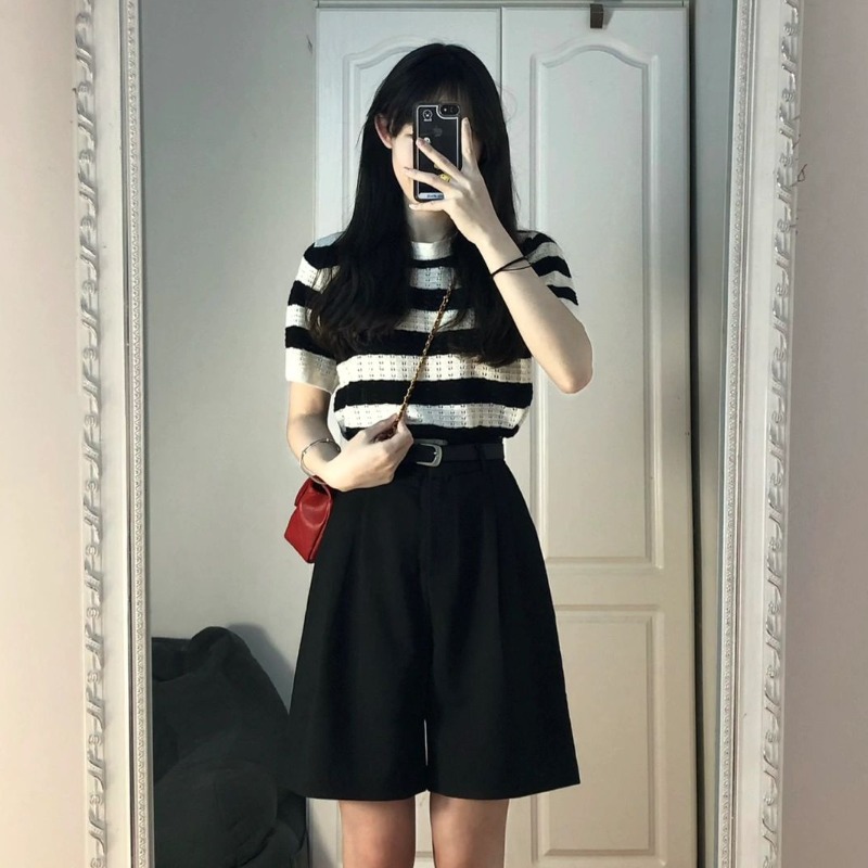 Black Suit Shorts Women's 2023 Summer Loose Wide-leg High Waist Dipped A- shape Slimming Casual Pants Five-length Pants