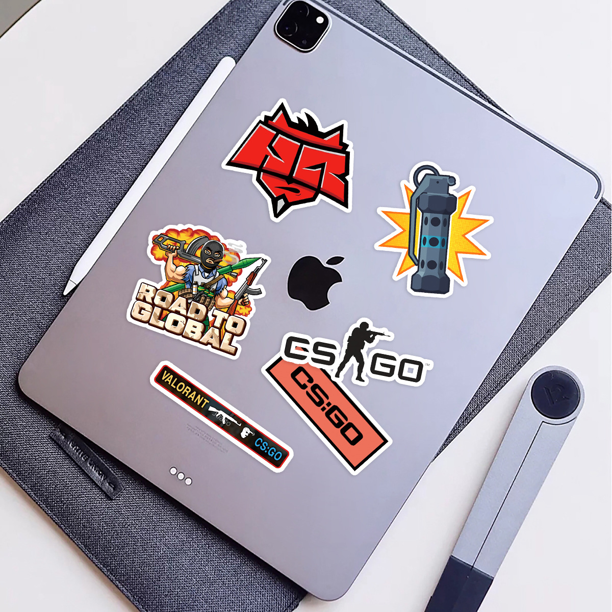 Picture of 50 Thousand and Thousand Hunt Faceless Men's Cartoon Daily Graffiti Laptop Luggage Car Decoration Stickers