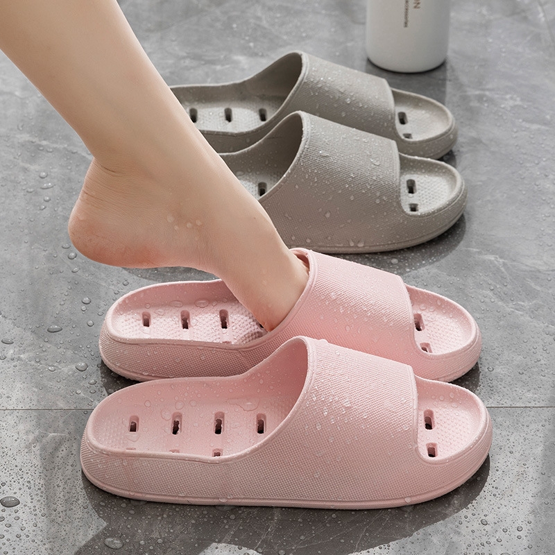 Non-Slip Bathroom Shower Slippers, Hollow Home Silent Hotel Leaking Slippers, Women's Summer Quick-Drying Slippers That Feel Like Stepping on Shit