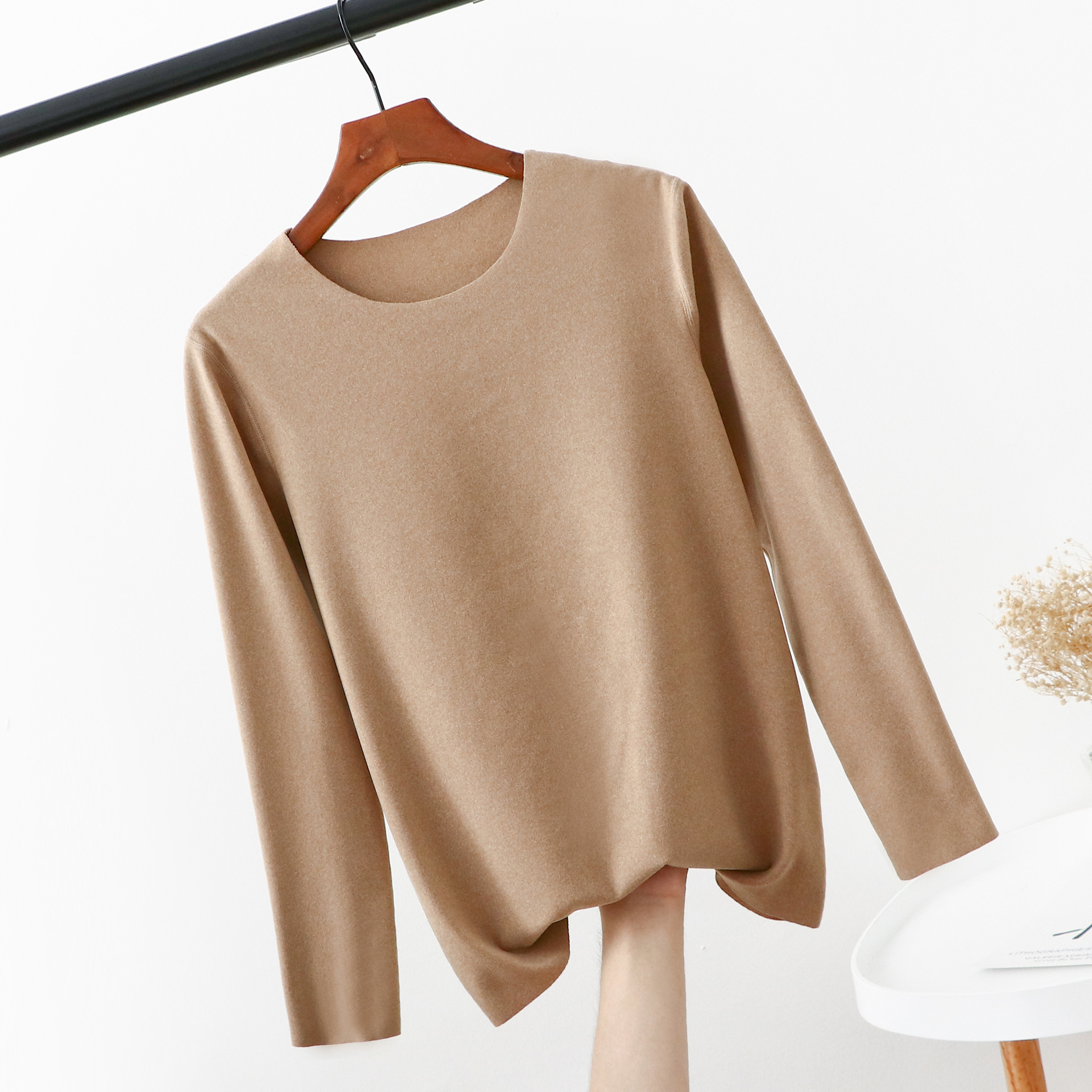 Picture of Add fat to increase the size of fat MM200 kg seamless velvet crew neck bottoming shirt long sleeve thermal underwear jacket women's autumn clothing