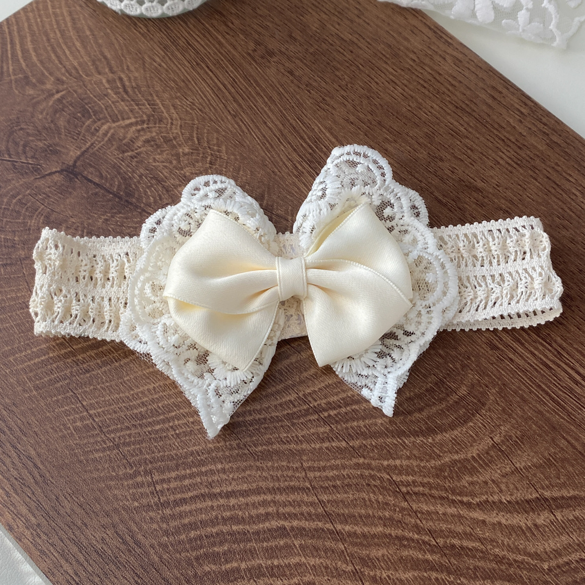 Picture of Baby lace hair band baby headdress baby girl hair band princess hair accessories bow