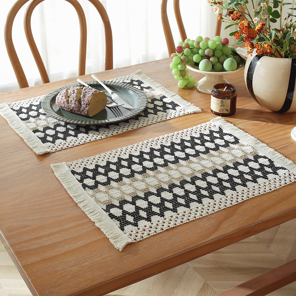 Picture of Amazon new cotton and hemp rope placemat holiday placemat woven color matching striped tassel bowl mat spot wholesale