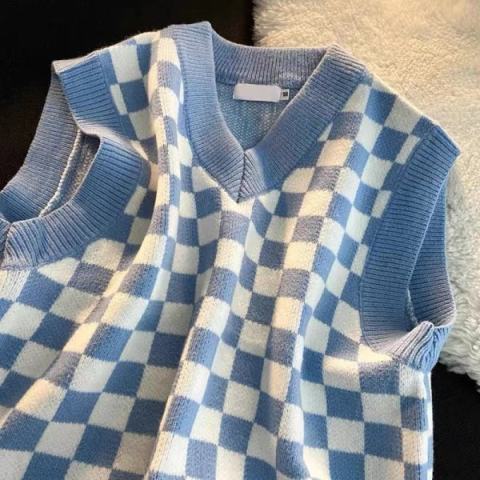 Picture of Spring and Autumn 2022 New Vest Knitted Women's Checkerboard V-Neck Top Lazy Style Outer Sweater Jacket
