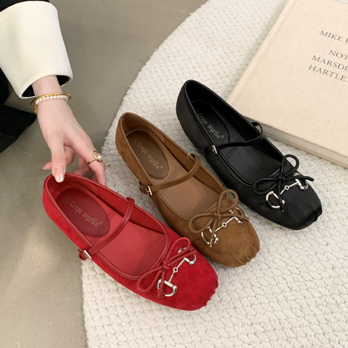 Grape Mom studiolee French Style Girl's Bow One-word Belt All-match Pig Nose Mary Jane Single-layer Shoes for Women