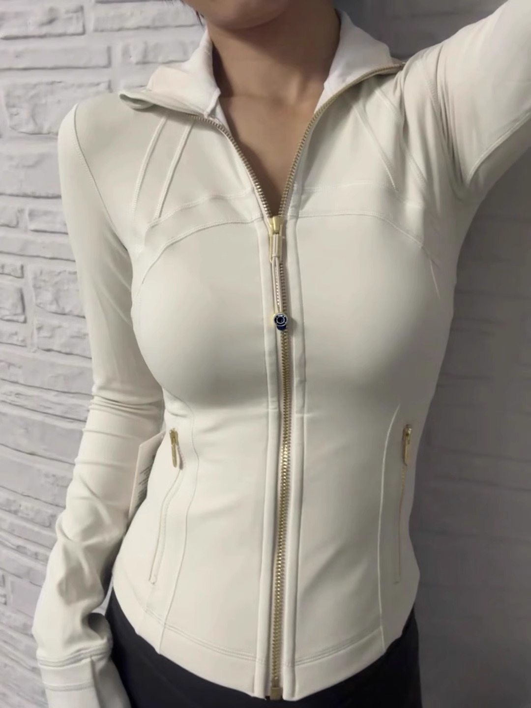 Picture of Lulu Same Style Spring and Autumn Women's Sports Jacket Yoga Clothes Top Casual Outdoor Collar Long Yoga Long Sleeve Jacket