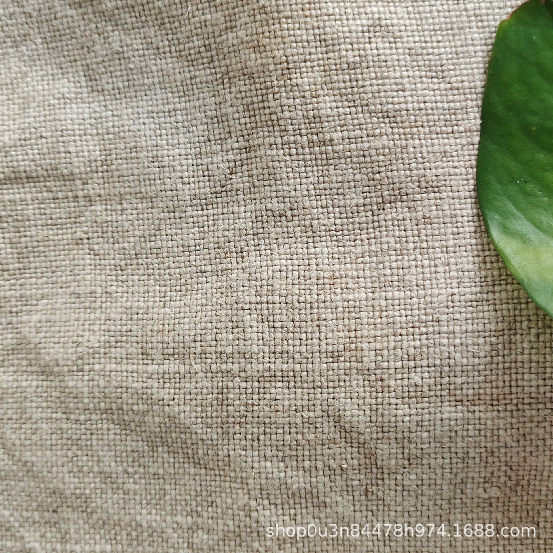 Picture of Exports to the United States pure linen double primary color embossed fabric 550GSM linen natural color heavy cloth linen embossed