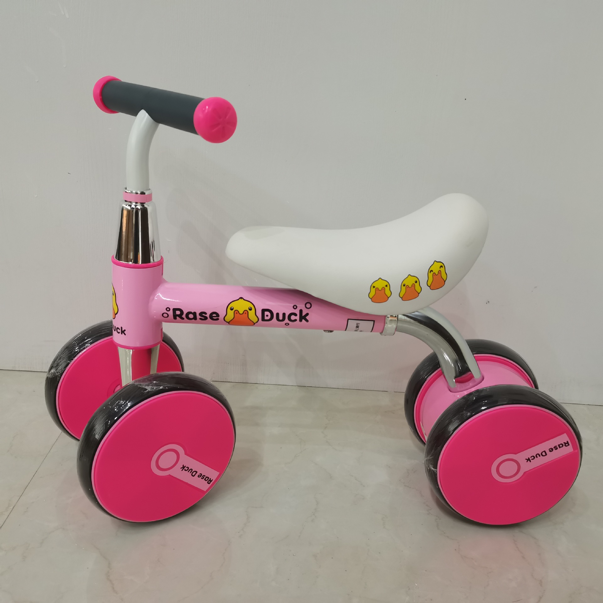 Picture of Factory New Kidsren's Balance Car Scooter 1-2 Kidsren's Scooter Walker Yo-Yo Car Four-Wheel Rollover