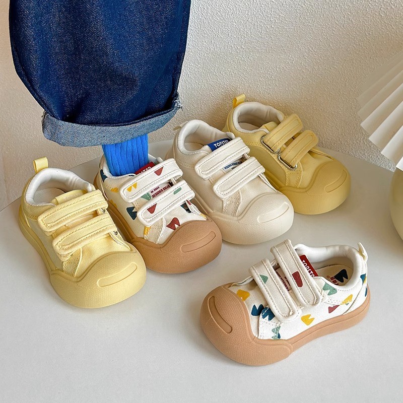 Children's open-mouth laugh canvas shoes spring and autumn boys and girls low-top board shoes soft bottom Velcro baby white shoes