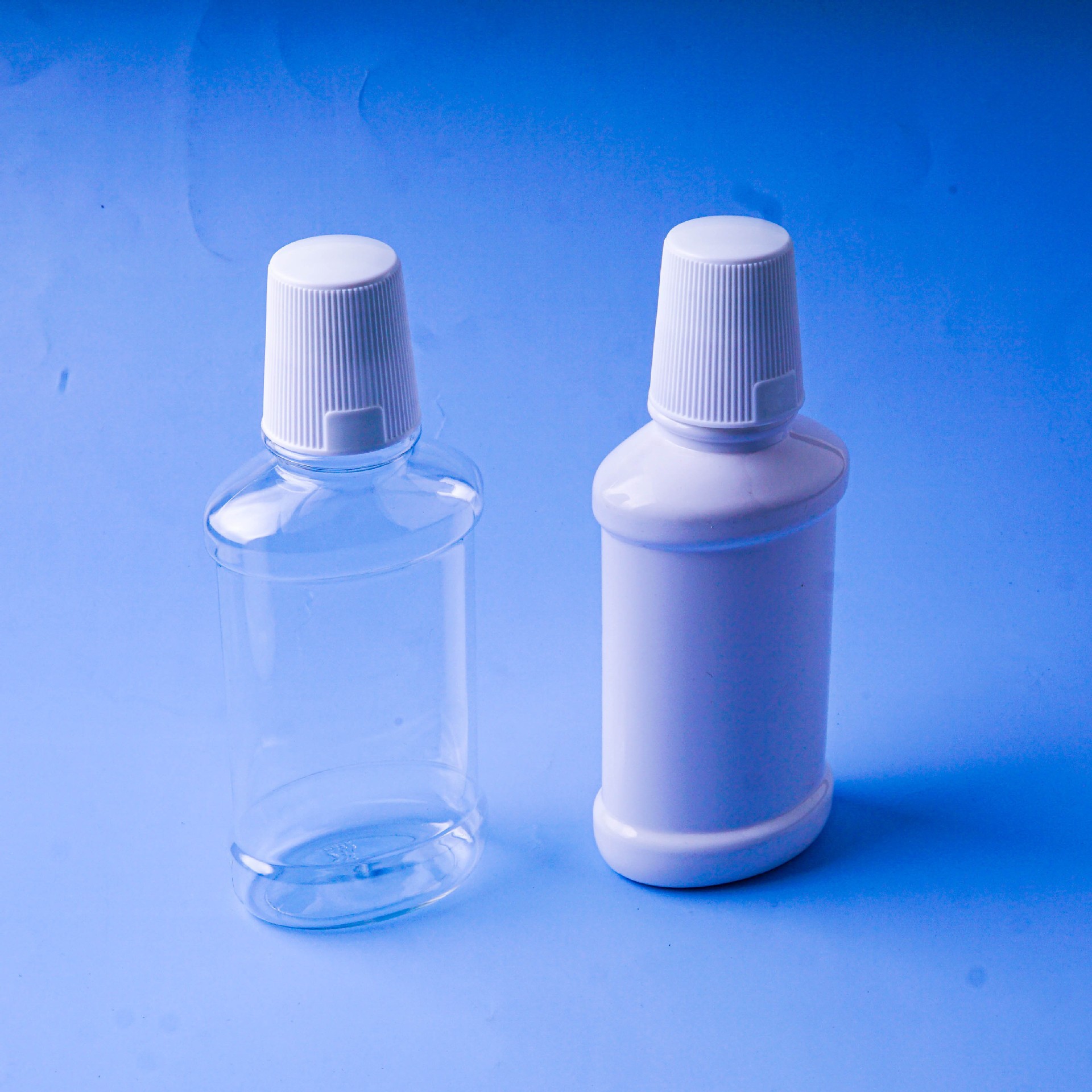 Portable pet mouthwash bottle flat screw cap oral cleaning bottle 250ml plastic liquid bottle hand wash bottle
