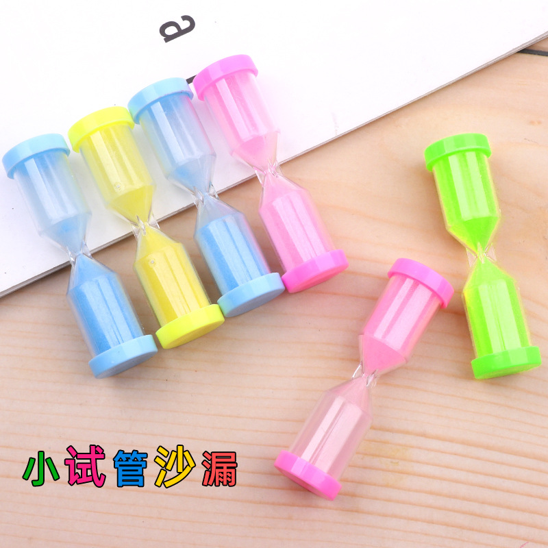 Colorful plastic hourglass art desktop decoration 1/3 minutes children brushing plastic hourglass toy gift wholesale