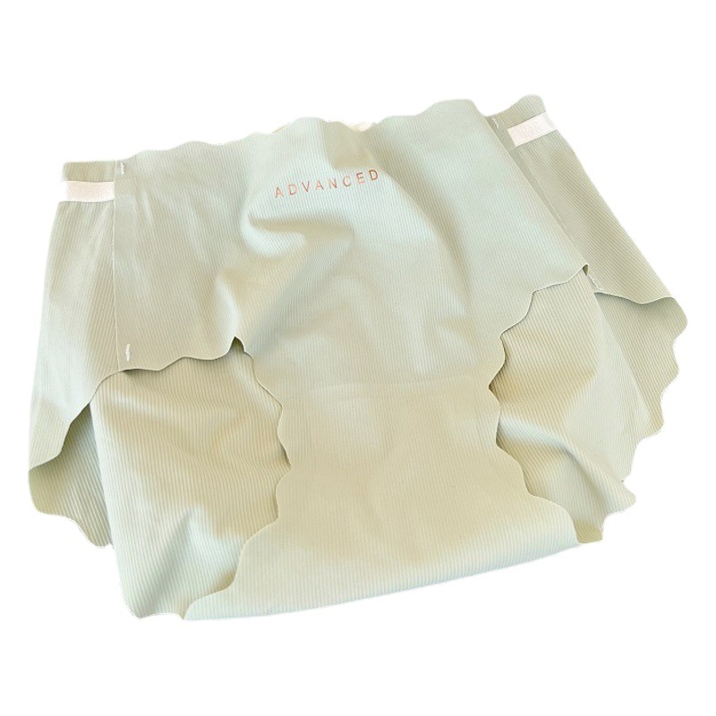 Japanese 3D Peach Hip Ice Silk Traceless Yoga Underwear Women's Mid-Waist Printed Comfortable Ladies Briefs