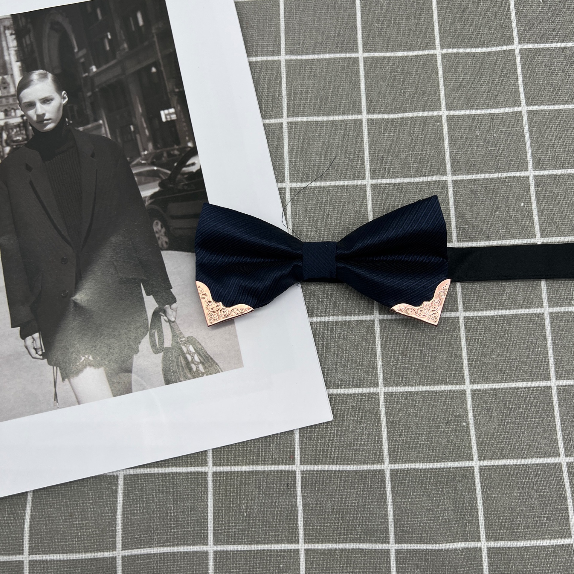 Picture of High-end wedding wedding bridegroom best man wine red British bow solid color men's bow tie formal suit trend
