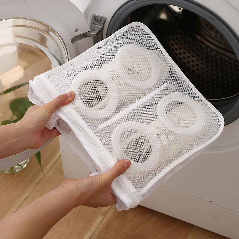 Picture of Lazy Shoe Washing Bag Anti-deformation Thickened Shoe Cover Washing Bag Machine Washing Special Polyester Shoe Washing Bag Net Bag Can be Hanged and Dried