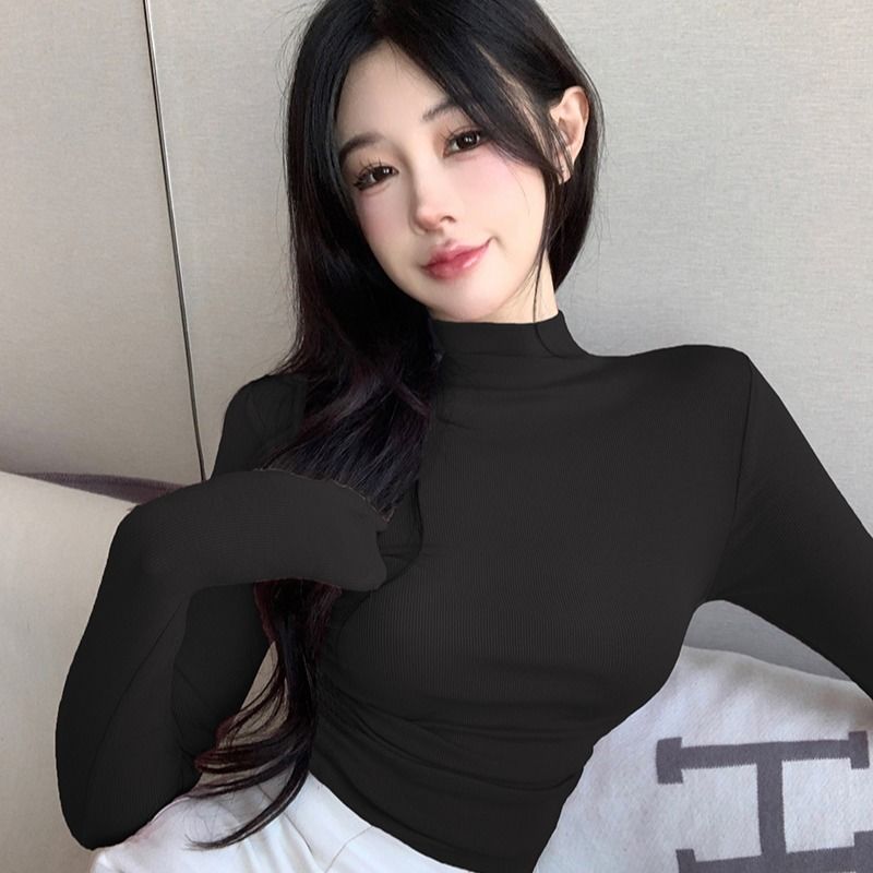 Picture of Half Turtleneck Bottoming Shirt for Women, Spring-Feeling, Tight-Fitting, Slimming Look, Right-Shoulder, Long-Sleeved T-Shirt, Short Style, Sexy Top
