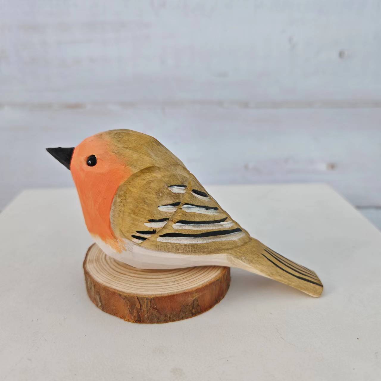 Picture of Bird Wood Carved Ornaments Cute Children's Toys Birthday Gift Hand Carved Colored Healing Desktop Ornaments Animals