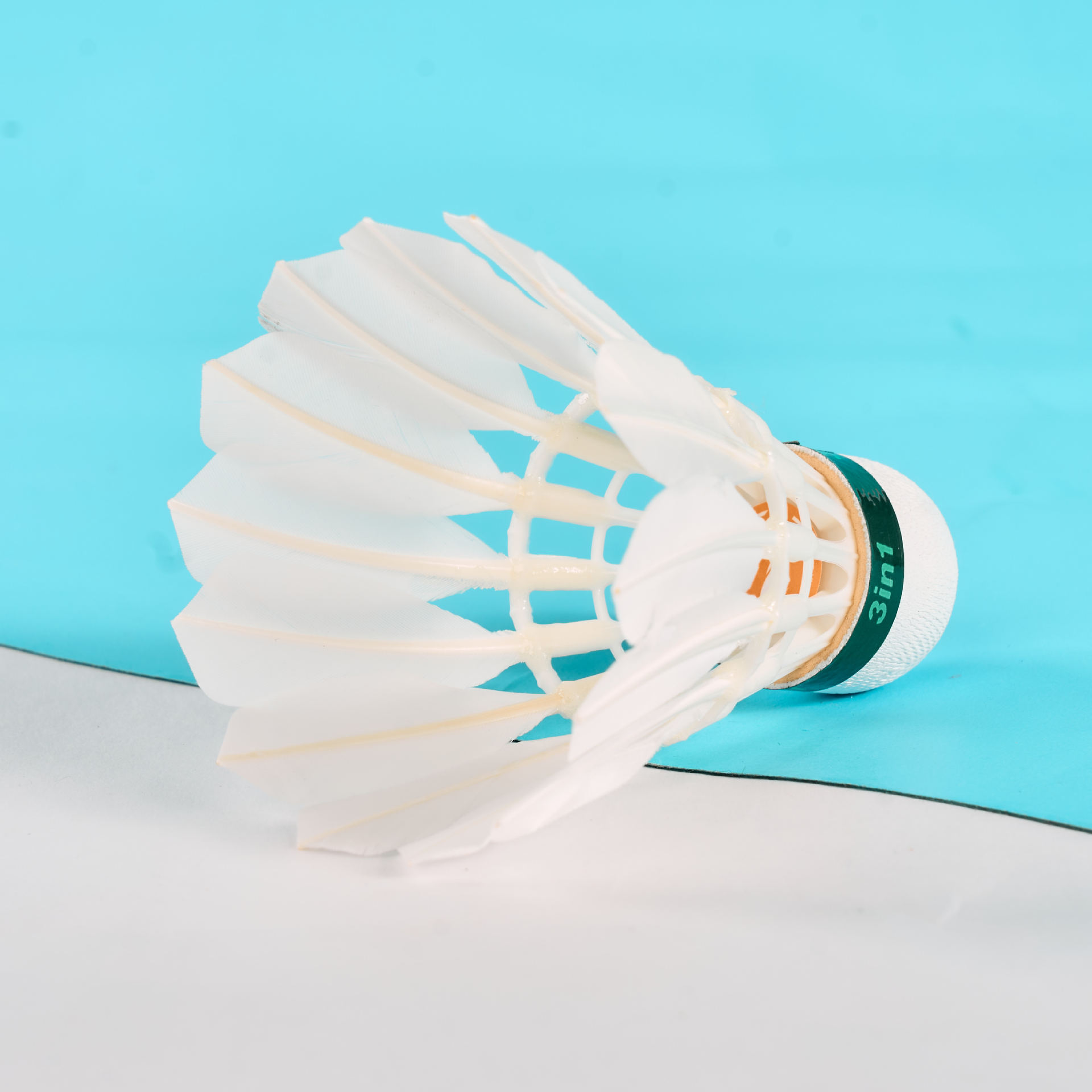 Picture of Nai Bao 222 Curved Feather Shuttlecock with Fiber Head, Indoor Sports-Specific, Duck Feather Material, 3-Pack, Full Round Duck Feather