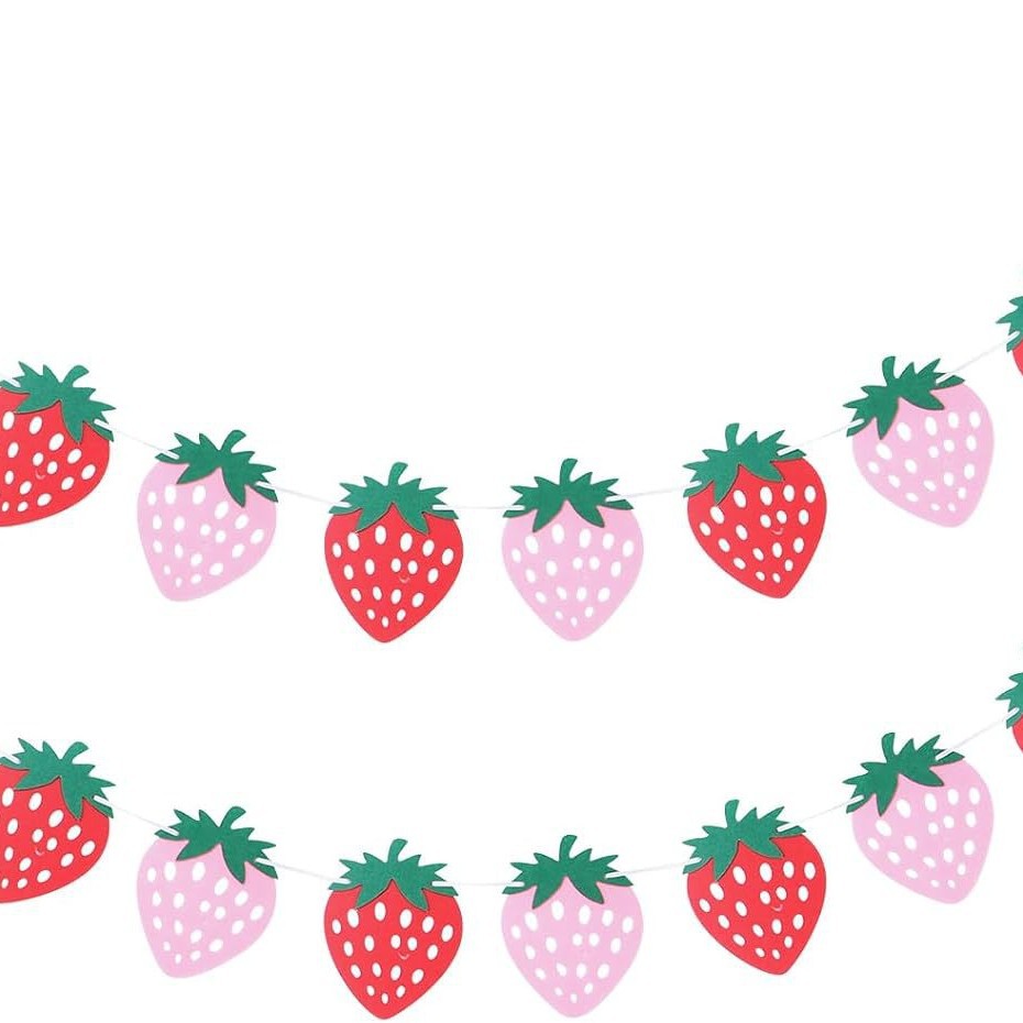 Cross-Border Strawberry Birthday Theme Party Decoration Banner Garland Hanging Flag Felt Berry Triangle Flag Party Arrangement