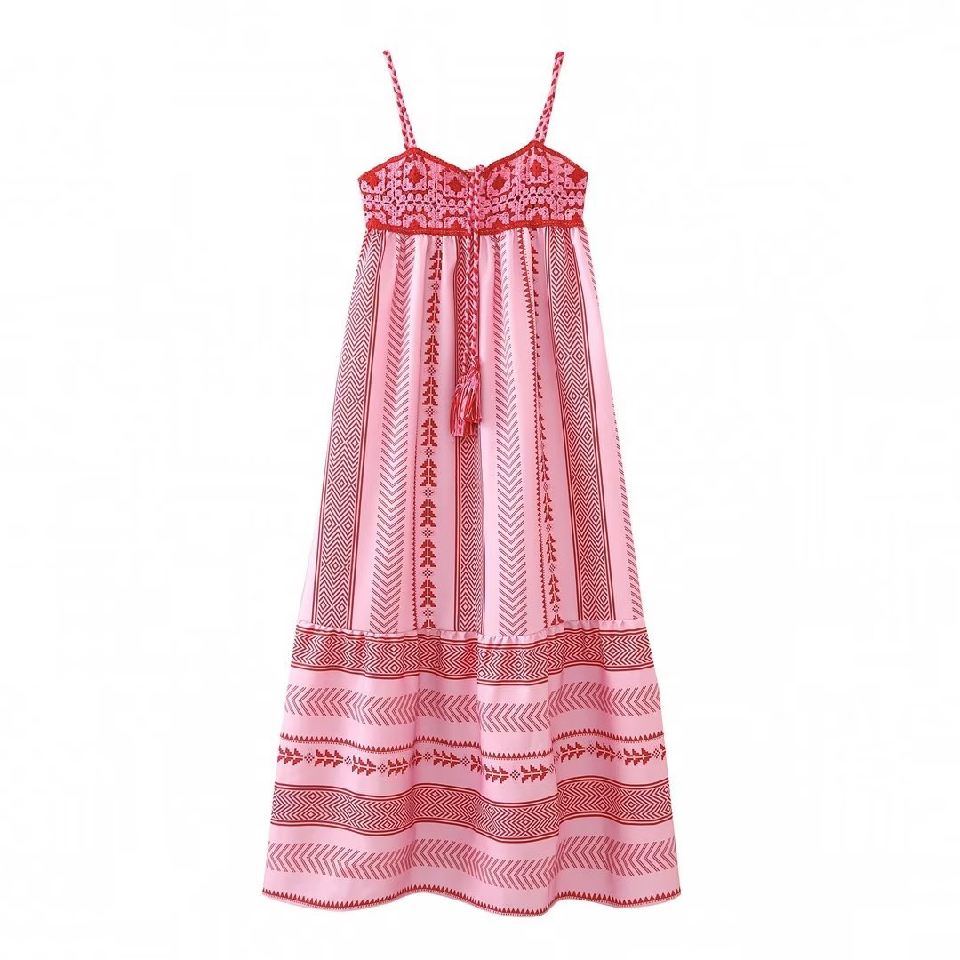 2024 foreign trade cross-border European and American women's clothing wholesale crochet stitching knitted suspenders dress 193