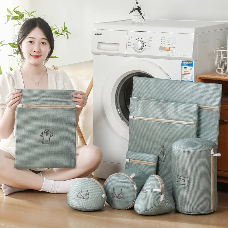 Picture of New 160g sandwich embroidered laundry bag thickened double-layer bra underwear wash bag machine wash mesh bag wash bag