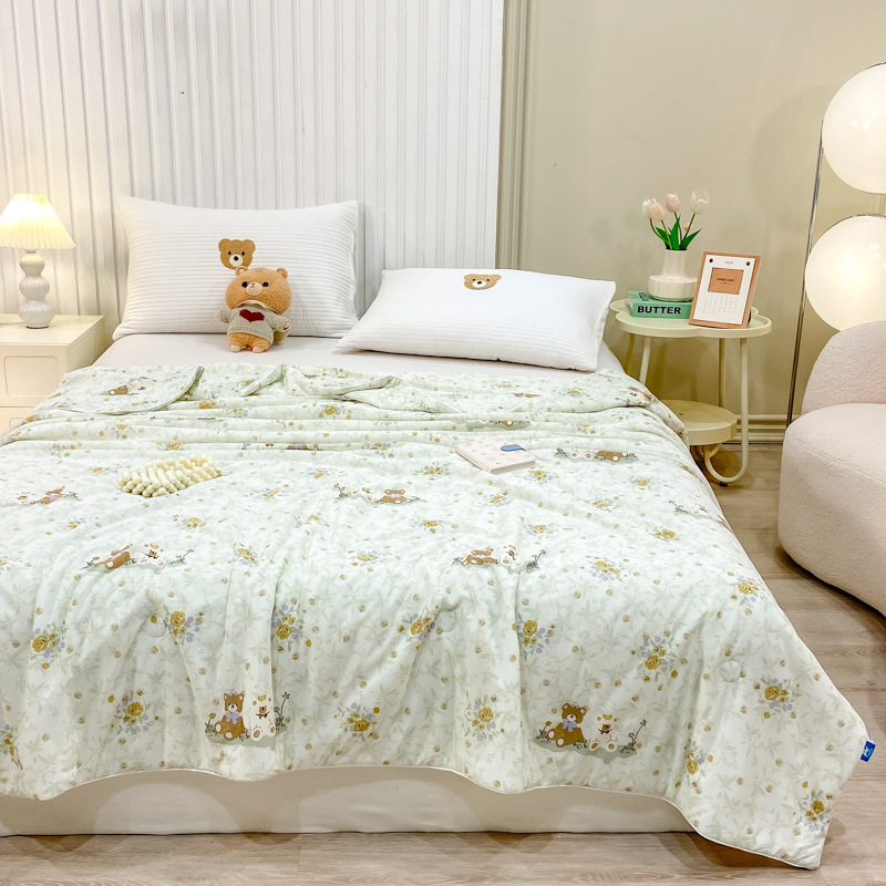 Picture of Summer quilt class a maternal and infant grade cool silk summer cool quilt watermelon quilt solid color air conditioning quilt washable summer ice silk thin quilt