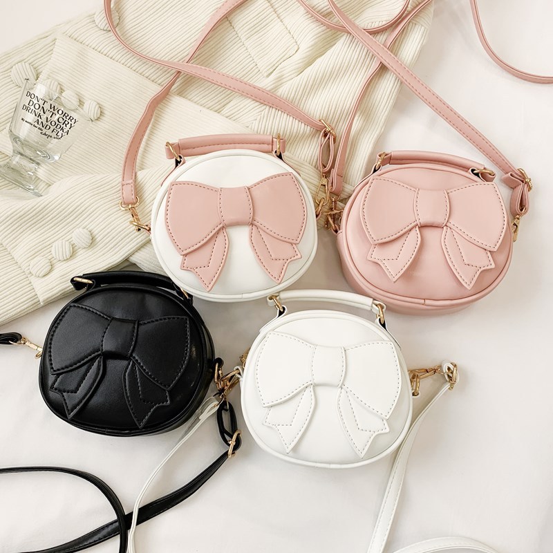 Picture of 2024 Winter New Style Small Bag Women's Cute Fashion Women's Bag Casual Fresh Style Student Children's Shoulder Crossbody Bag