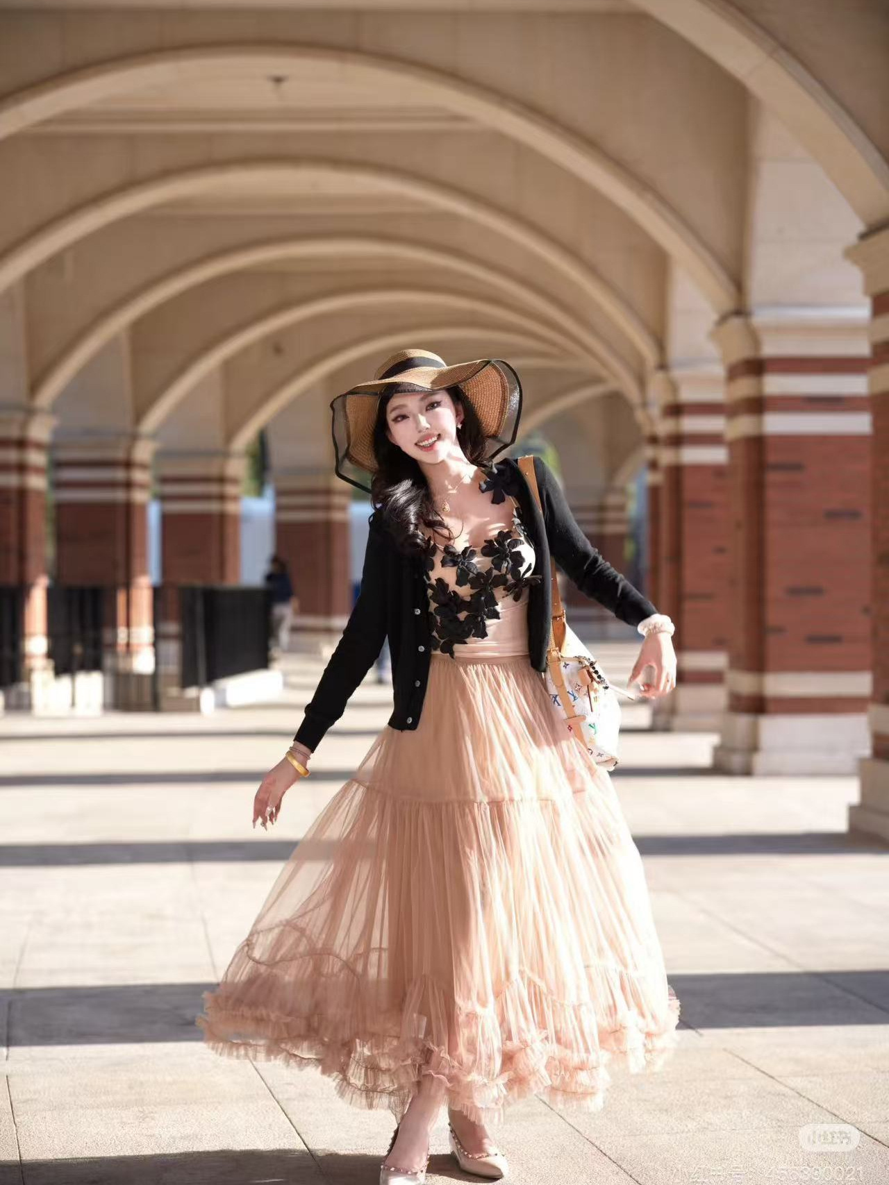 Cross-border Large Pendulum Design Sense Mesh Skirt 2025 New High Waist Slim-looking Pop Skirt Draped Sense Elegant