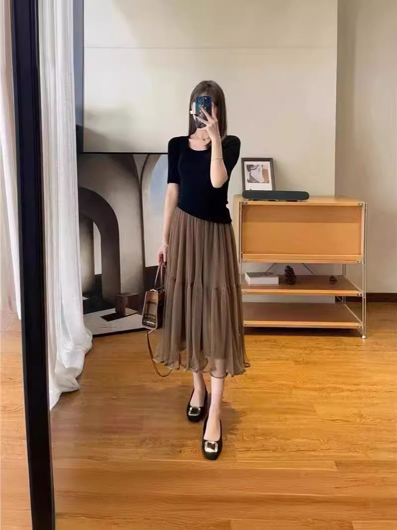 2024 New Elegant Fairy Slimming Look Half-length Skirt