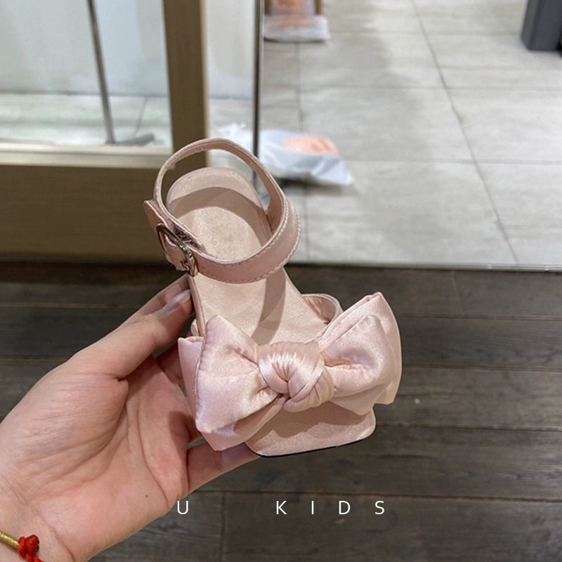 South Korea Dongdaemun Summer New Girls Princess Shoes Satin Square Head Big Bow Velcro Sandals Kindergarten
