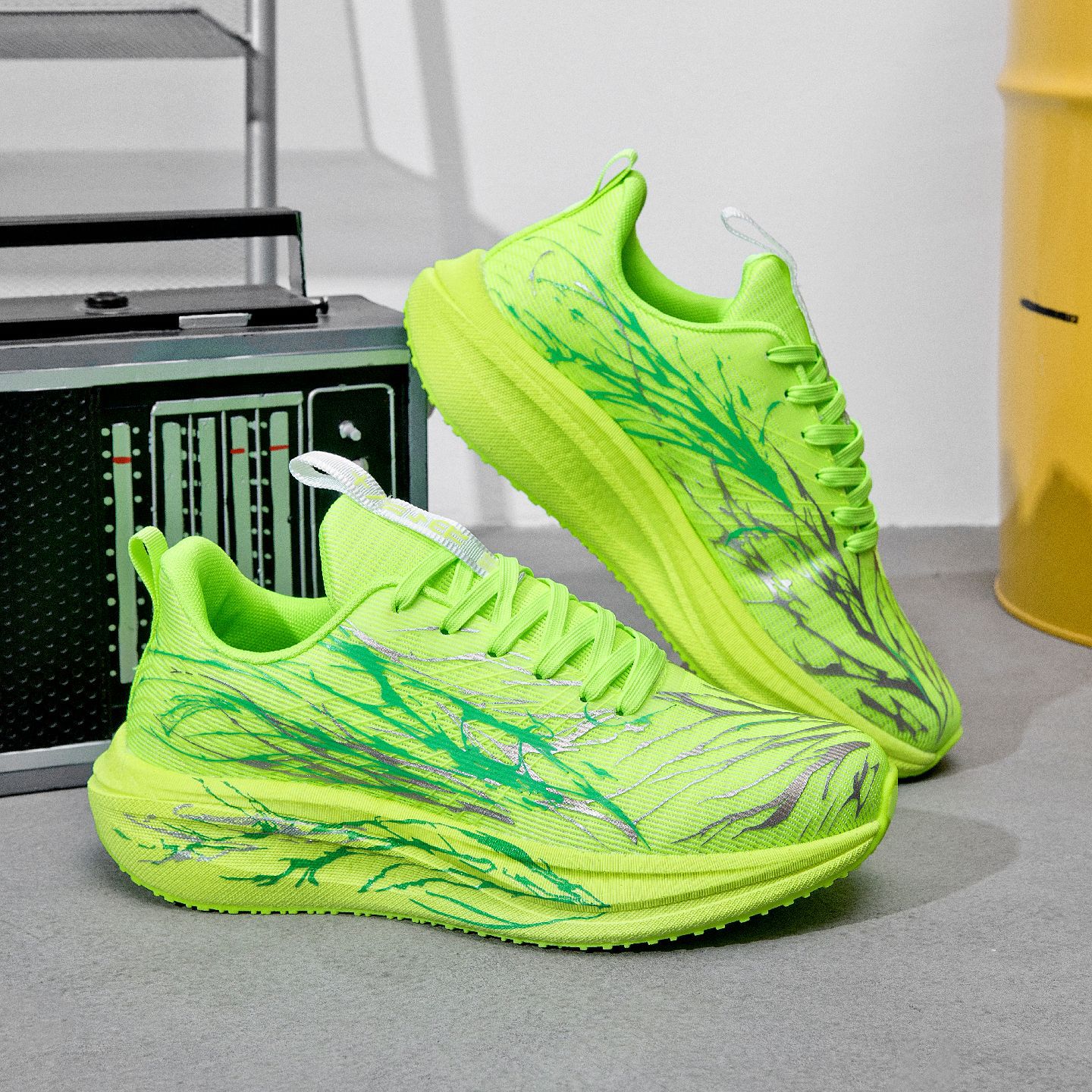 Colorful couple running shoes new carbon plate shock-absorbing ultra-light unisex sneakers student military training breathable shoes