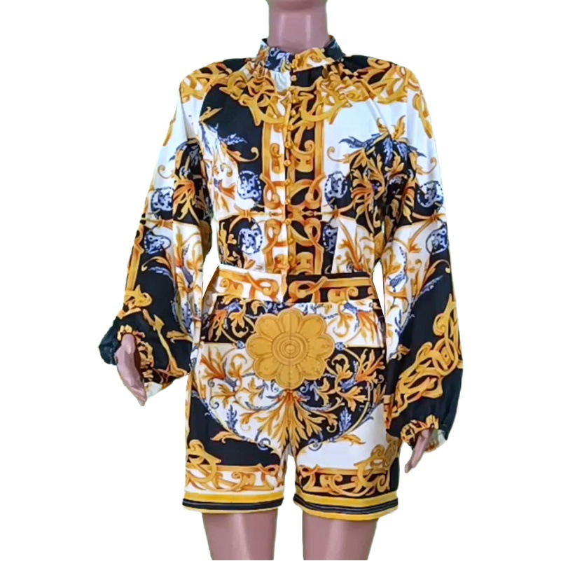 Picture of Fd437 Spot 2025 European and American Autumn and Winter Women's Clothing Shopify Printed Long-Sleeved Tops and Shorts Set Two-Piece Set