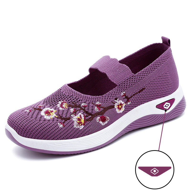 Picture of Old Beijing Cloth Shoes Women's 2025 New Summer Shallow Mouth Shoes Women's Casual Moms Shoes Slip-on Lazy Shoes